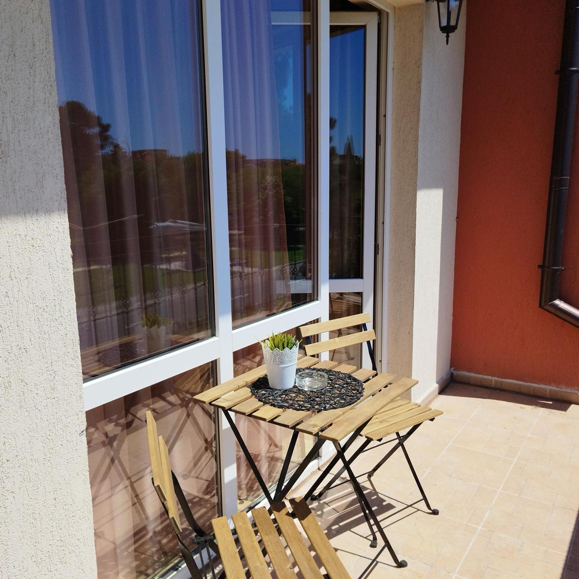 Respekt Guest House Slăntjev Brjag Rum bild